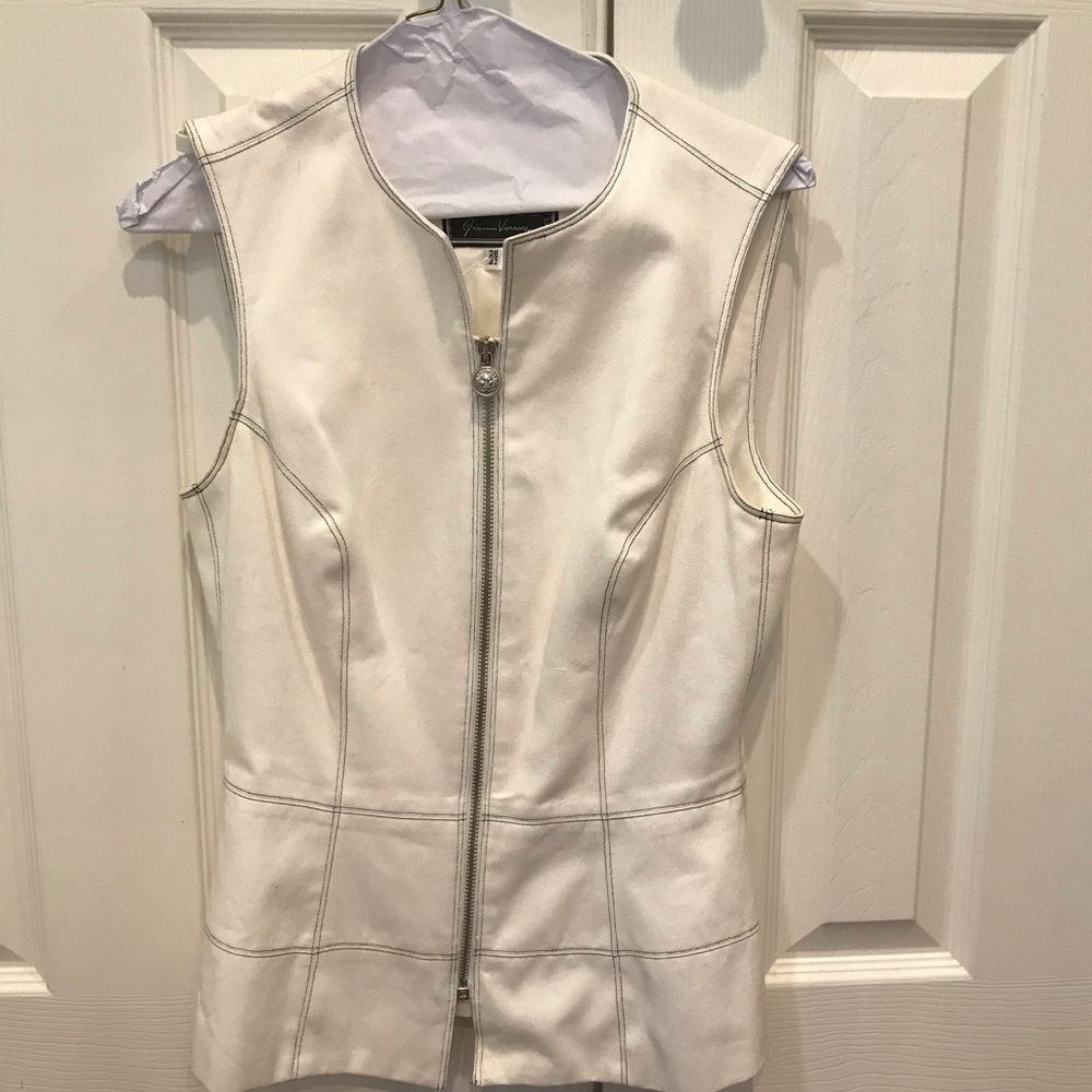New Versace Versus white vest size 28 / 42
